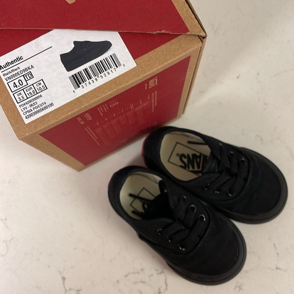 Vans Authentic Triple Black Size 4 Toddler Lace Up Sneakers - Trainers - Picture 9 of 16